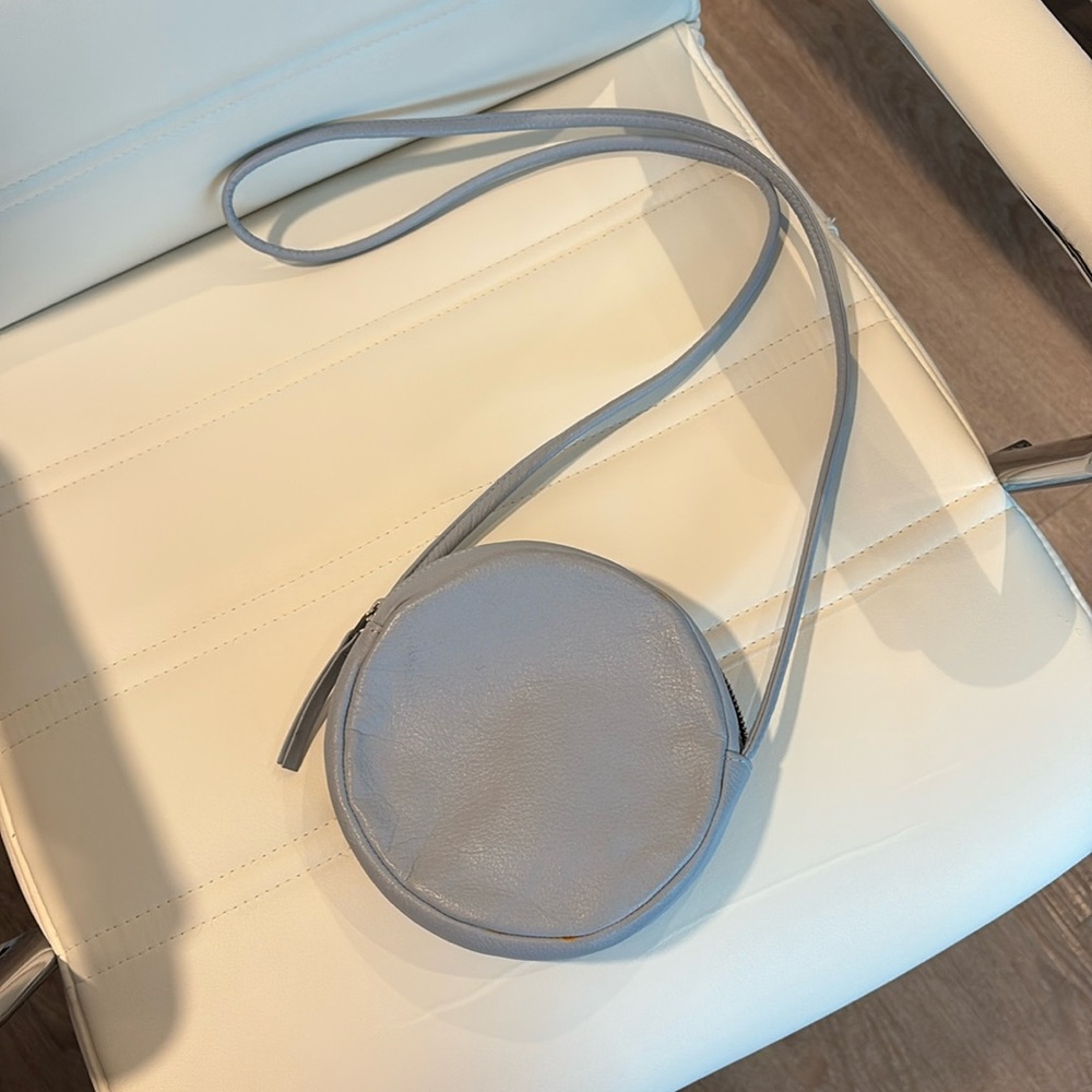 Baggu blue leather circle crossbody